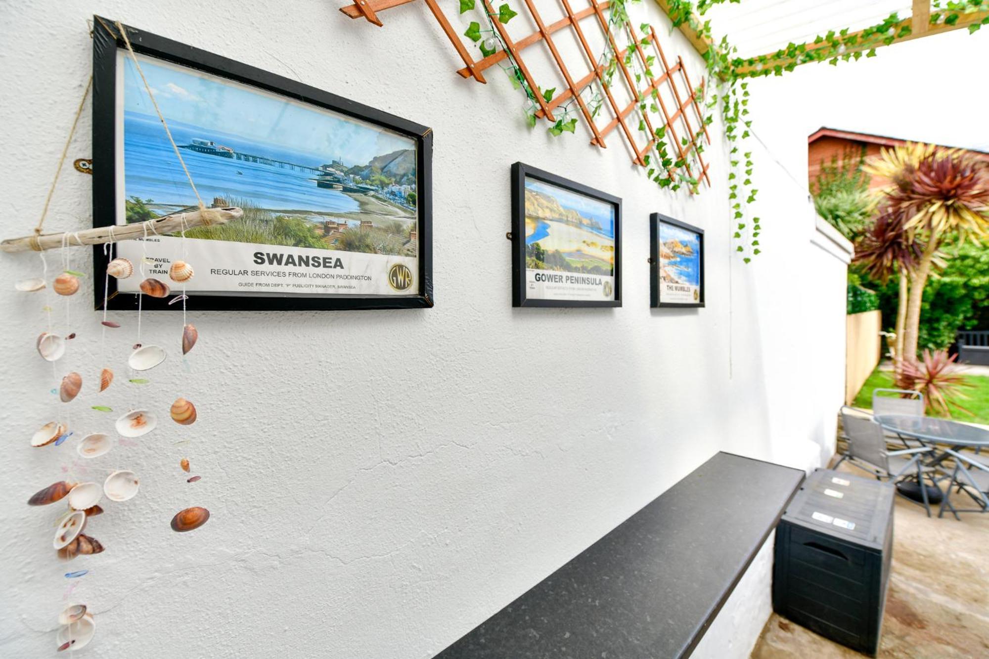 Free Parking - Heart Of The City - Superb Townhouse & Garden - Peaceful Area But Only 5Min Walk To Beach, Shops, Bars, Arena, Marina, Parks Суонзи Екстериор снимка